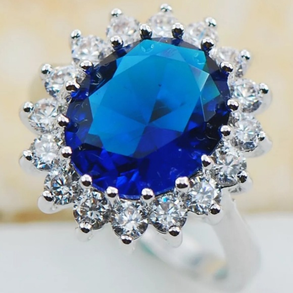 Sterling Silver Sapphire Stone Ring - Picture 2 of 5